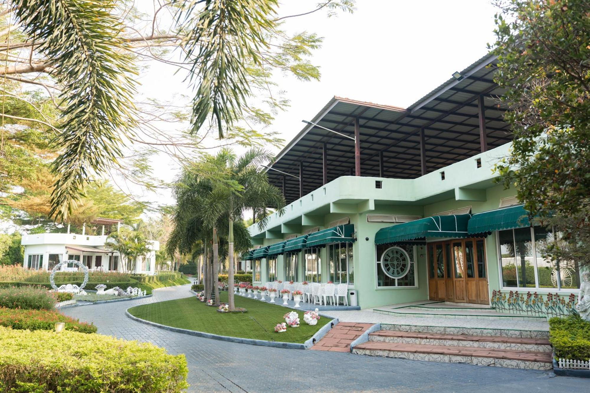 Villa Reina Resort Nong Nam Daeng Exterior foto
